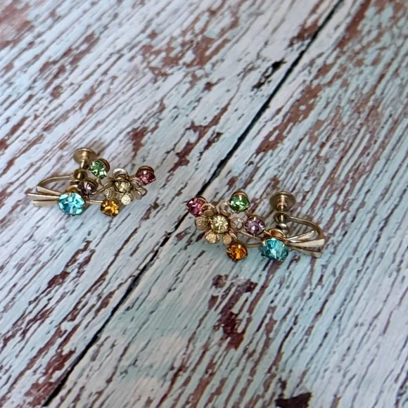 Vintage lot of 4 items 2 pairs earrings locket ring - Picture 4 of 10